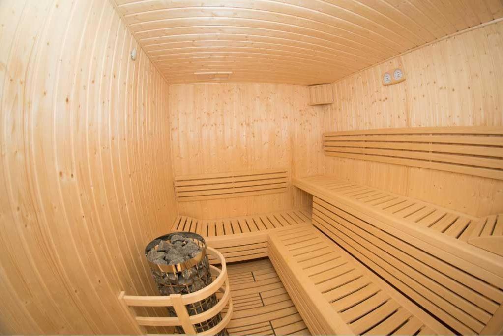 Palac Mysleta Uzdowo Екстериор снимка