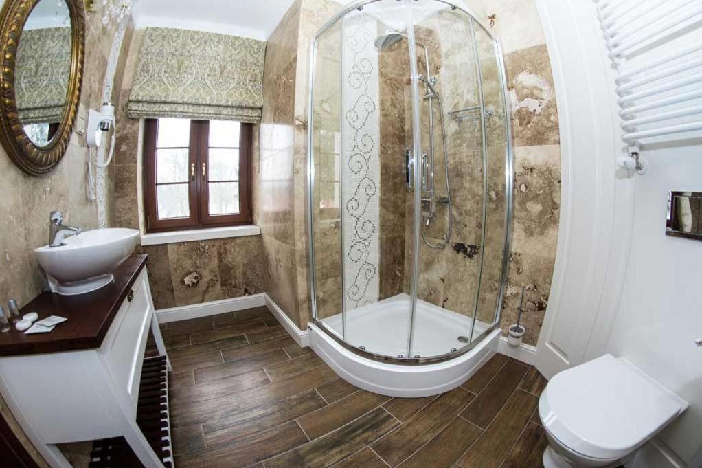 Palac Mysleta Uzdowo Стая снимка