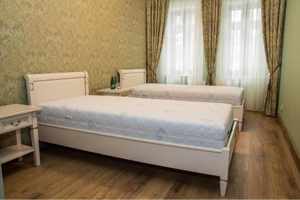 Palac Mysleta Uzdowo Стая снимка