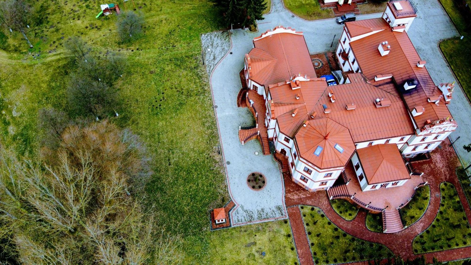 Palac Mysleta Uzdowo Екстериор снимка